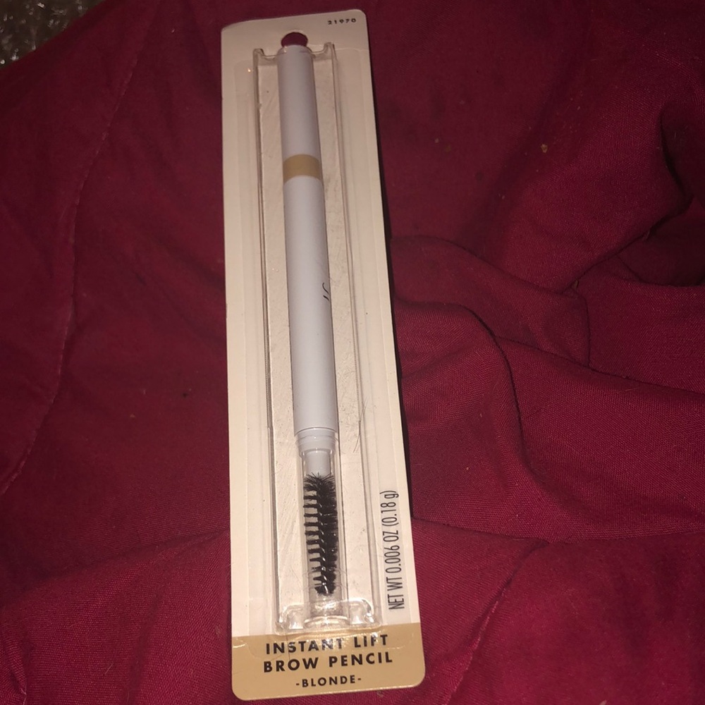 ELF White and Cream Brow Pencil Makeup